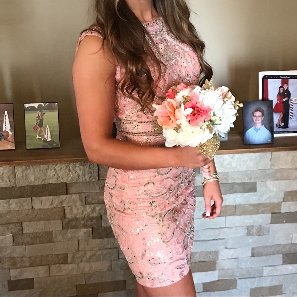 Short, pink, two piece formal dress - Picture 1 of 3
